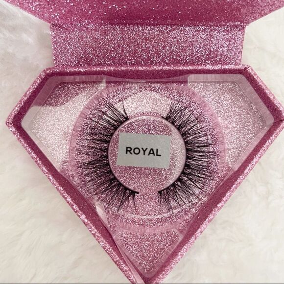 Royal Faux Mink Eye Lashes - Picture 1 of 4